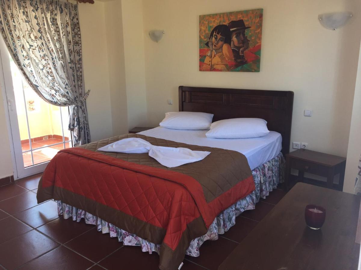 Toulipa Rooms Agia Ermioni Exterior foto